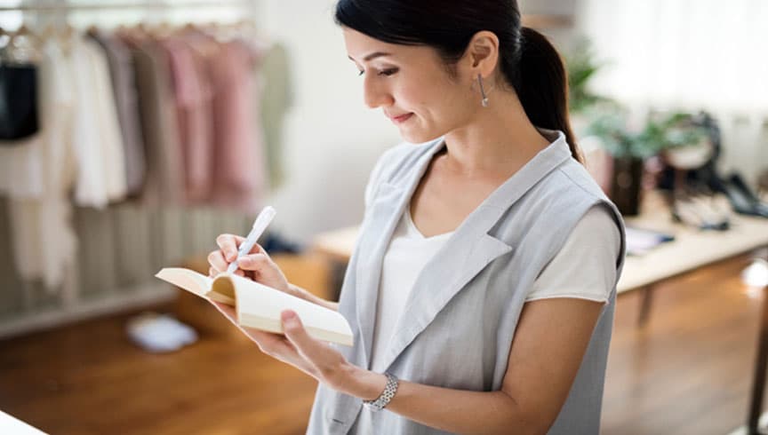 Karts POS Solusi Laporan Bisnis Fashion