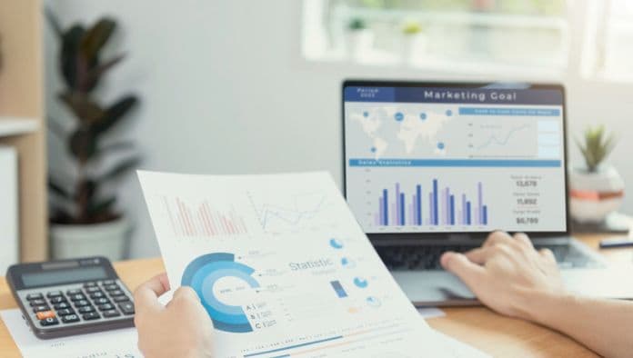 analisis laporan keuangan