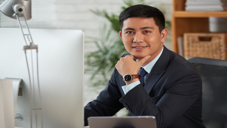 Pebisnis Cerdas tidak mau lagi mengandalkan cara manual